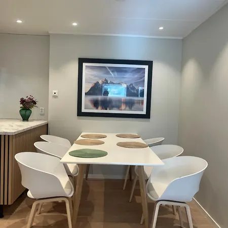 Tromso City Apartment Lägenhet *